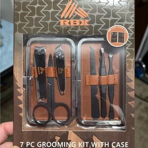 RBX Black and Tan Grooming Kit with Case